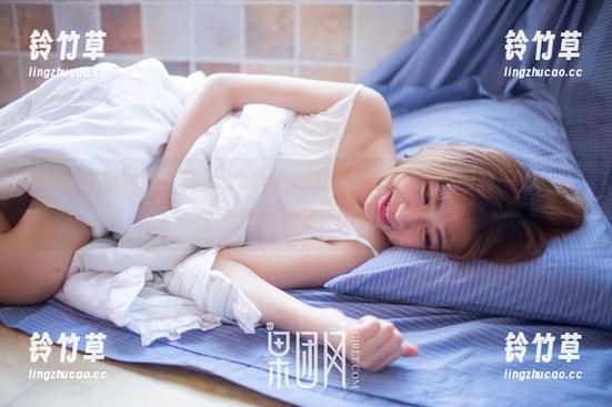 GIRLT果团网 - 何梦兮Stacy的夏天写真分享，眼前一亮，难道我也能过这样的假期？