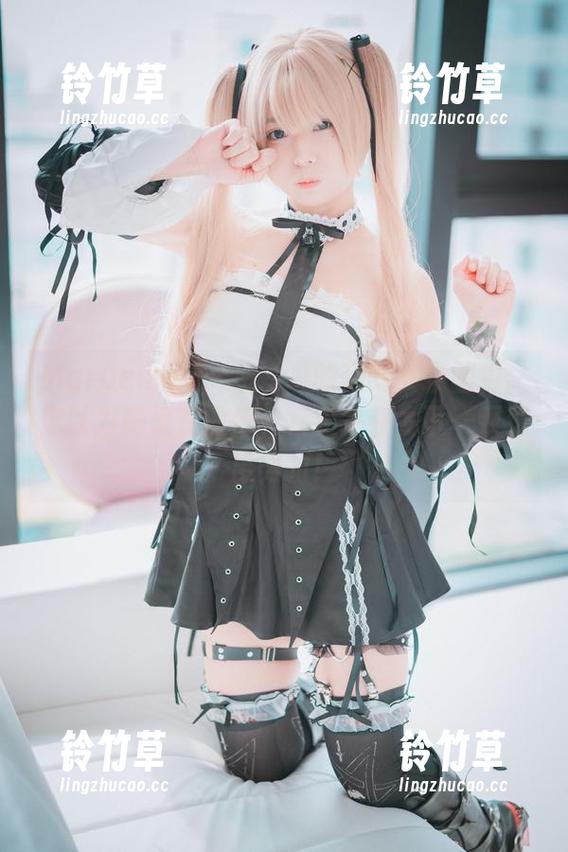 Maruemon(마루에몽)的运动女孩图包：你以为她是在锻炼，其实是在为下一顿付出努力！