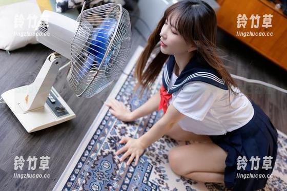 Seoyool(서율)的无圣光圣诞，图包里藏着成熟不羁的节日态度。