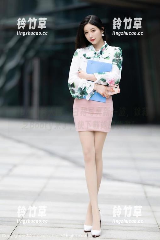 Xiuren秀人网-徐莉芝Booty Xiuren秀人网 - 白裙写真新一波,徐莉芝Booty来了,快下载她的优雅!