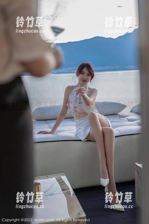 Xiuren秀人网-沈蜜桃miko Xiuren秀人网 - 观看:沈蜜桃miko的眼镜合集,带你无意路过五光十色