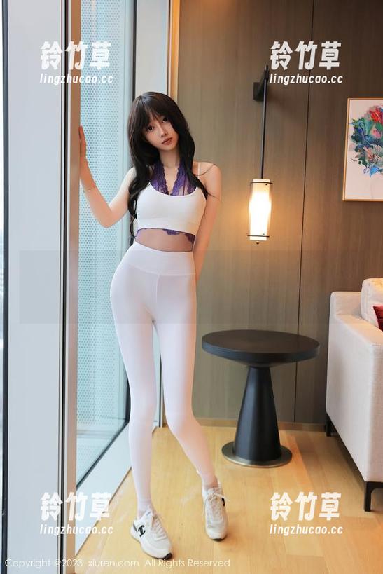 Xiuren秀人网 - 来瞧瞧西门小玉的比基尼写真，没想到她还能这样玩儿！
