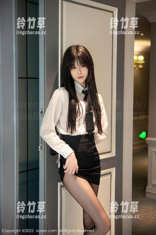 Xiuren秀人网-黄可Christine Xiuren秀人网 - 还在犹豫下载黄可Christine短裤图集?来吧,这种短裤可是狠货
