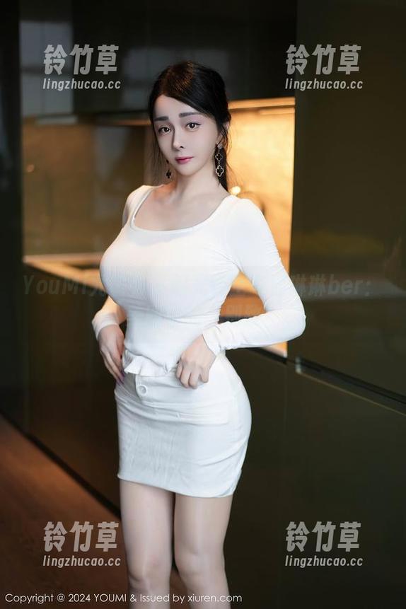 YouMi尤蜜荟-潘琳琳ber YouMi尤蜜荟 - 阳光镂空与潘琳琳ber:美图中的‘别致’