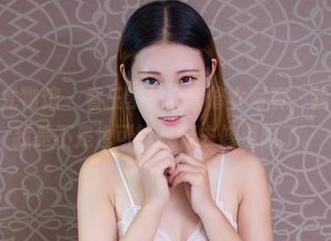 YouWu尤物馆 – 看王紫林全套修女写真，我开始怀疑我是不是也可以改行去修道院了。