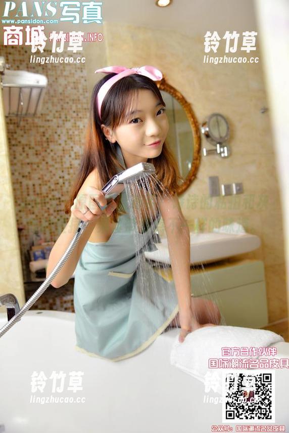 pans-诗诗 pans - 原图大显身手!诗诗的私拍和灰丝的碰撞,果真带着点不一样的味道。