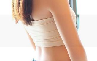 rosi – 恋恋的纯白作品，竟然在无圣光的世界里游刃有余，真让人佩服。