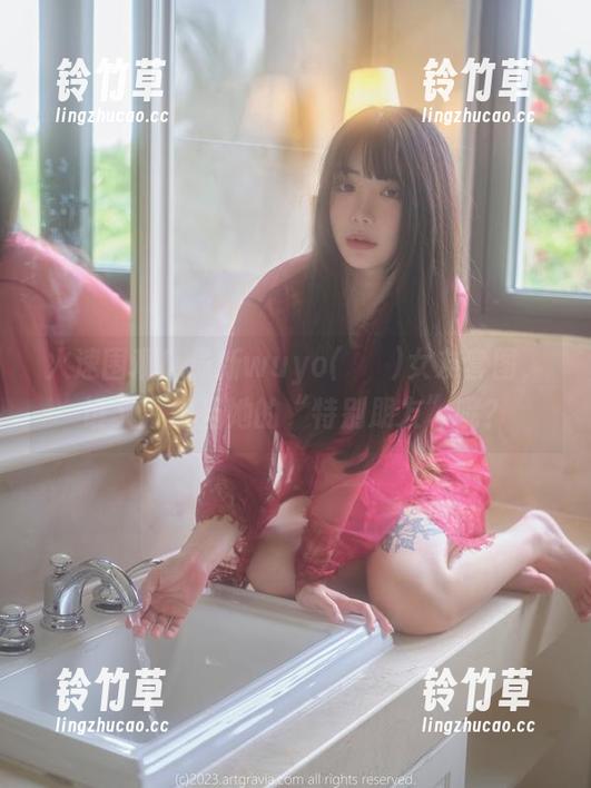 火速围观！最新wuyo(우요)女友套图，谁又不想当她的“特别朋友”呢？