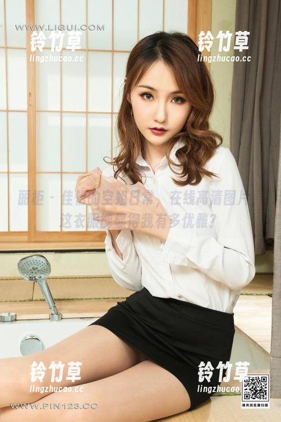 丽柜 - 佳怡的空姐日常，在线高清图片，这衣服能显得我有多优雅？