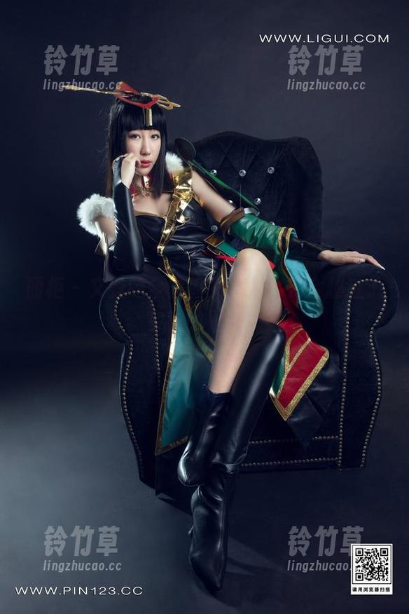 丽柜-文静 丽柜 - 文静的全套修女魔力,完全越过了宗教的界限。