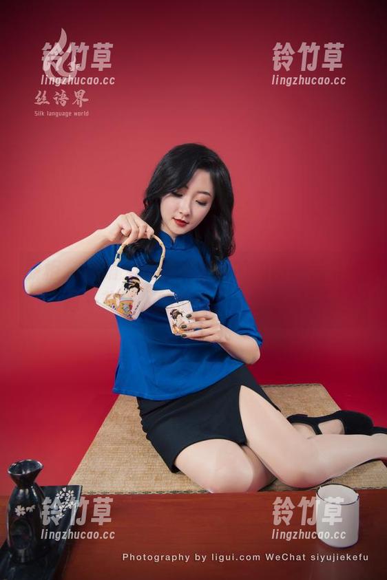 丽柜-钟晴 丽柜 - 钟晴:无圣光加持的美图,温柔得像一首动人的情诗,来聊聊吧!
