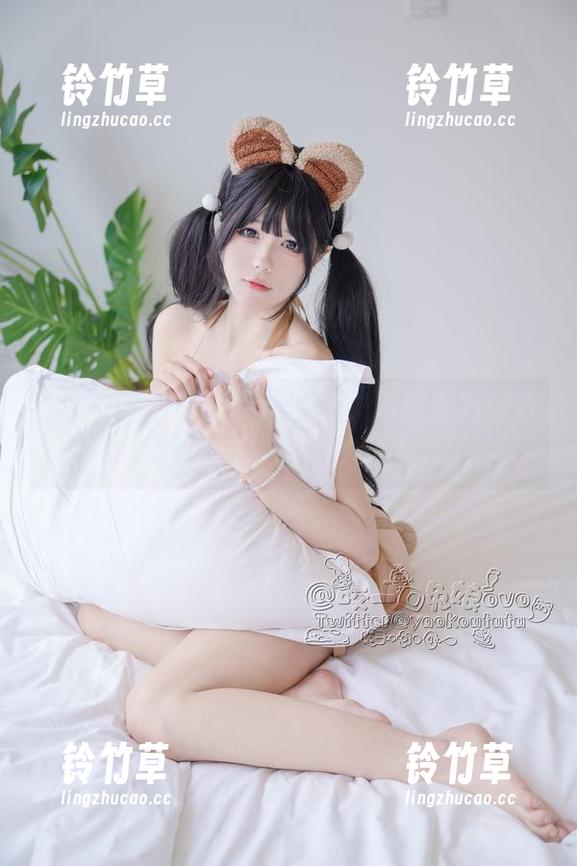 咬一口兔娘 咬一口兔娘与星空的情愫,高清派对图片让这一刻变得更加动人。