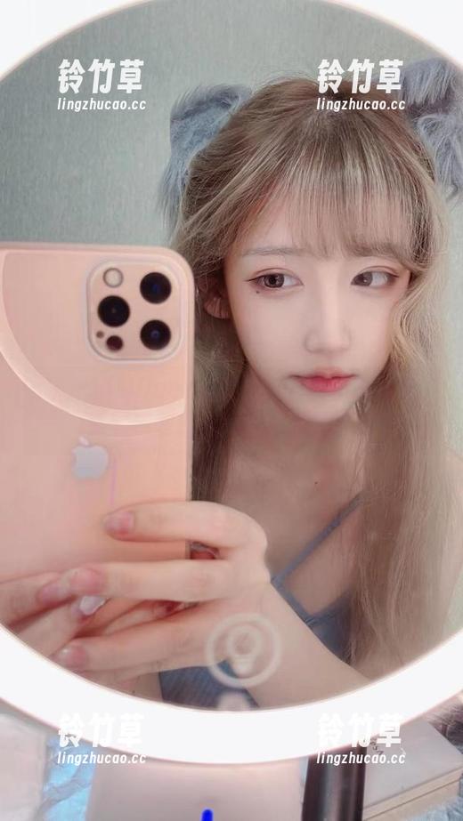 听说啾小妍Deer的套装写真集里别有洞天，原图或者能满足我所有的好奇？