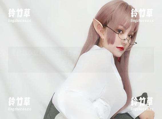 夏鸽鸽不想起床 夏鸽鸽不想起床的猫耳百合,原图一出局,都惊呆了,图包更加没谁了。
