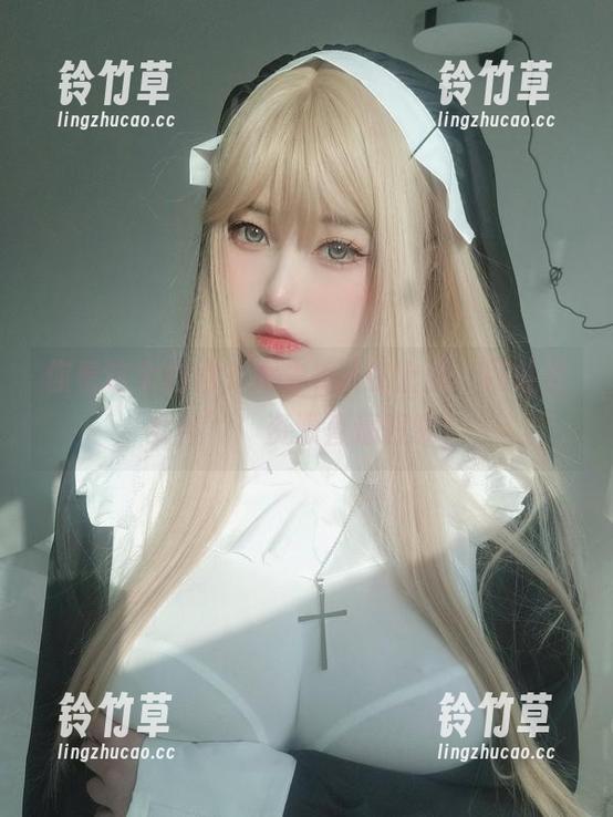 女主K 你看这个白裙,女主K又在上演‘网红变女神’!资源直逼眼睛!