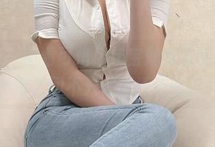 微密圈 – 不看可惜！奶宝妹纸最新图集，蕾丝长裙这回不只性感还有些许俏皮！