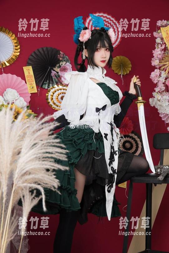 妖君白研把初音未来的形象带入兔子腿，搞得我都想去打call了，这组图片太嗨了！
