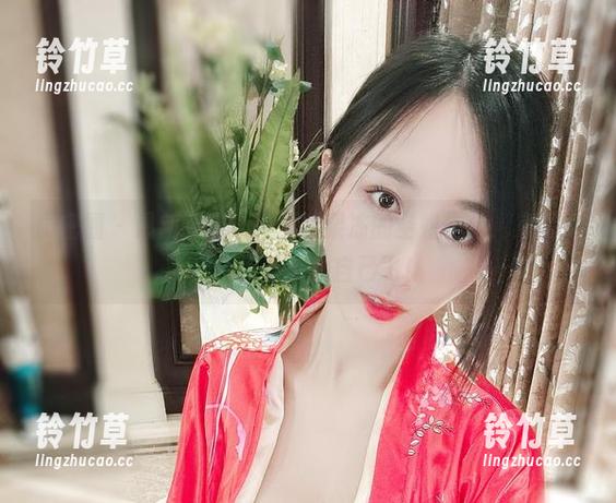 小玉吃果冻 微密圈 - 最新亮相!小玉吃果冻的空姐作品,身材好到连行李都想自己飞!
