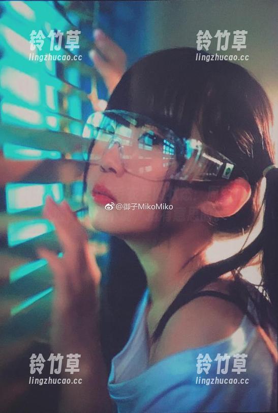 御子Yumiko 御子Yumiko在毛衣里的状态:原图加精选,不得不说,挺有意思的。