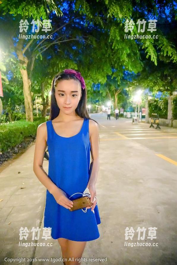 推女神 - Lee小棠的红裙和福利图集，带点点甜，像是巧克力的那种。