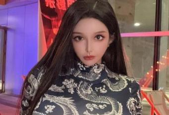 微密圈 – 套图也能有高光时刻？梦露veronica在瑜伽垫上玩“摆姿势”！