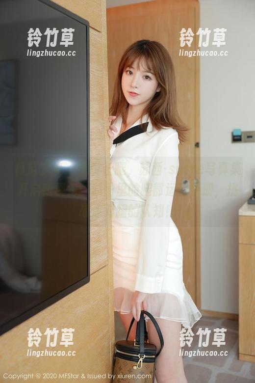 模范学院-苏西-susie 模范学院 - 图说长腿,苏西-susie写真集开启新视角:原图里的腿部运动手册,挑战你对腿的认知!