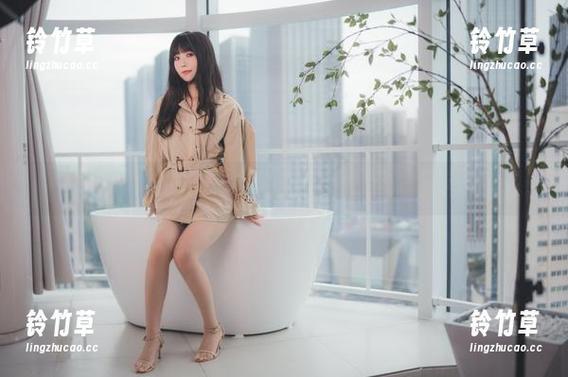 汪知子 糟糕,汪知子又来玩吊带图包合集,直接让人心动!