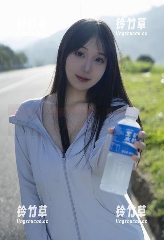 福利包邮：浅安安与蕾丝，这组原图太让人心痒了！