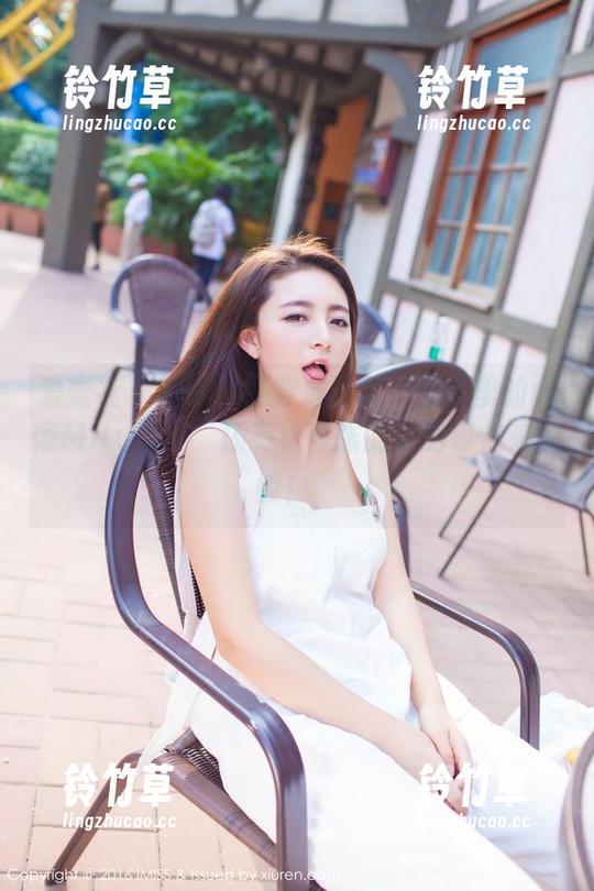 爱蜜社 - 把体操服穿成日常？图库里的闵妮Mily说：“还有更夸张的姿势等你来解锁！”