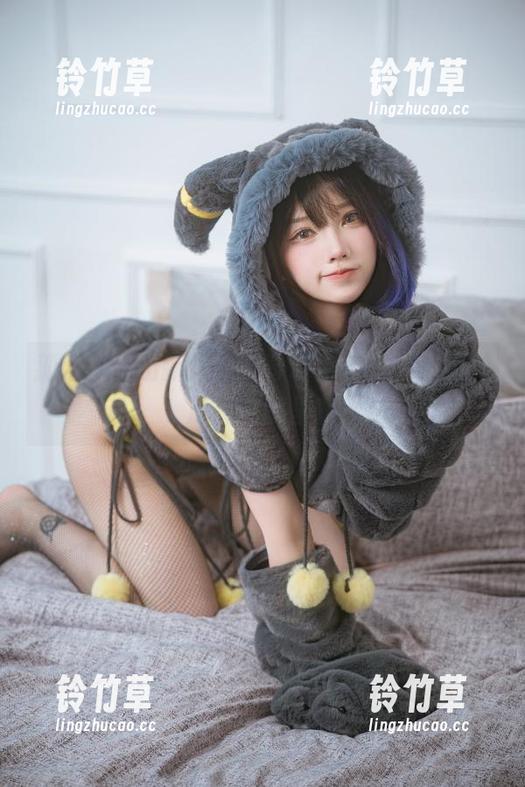 狐洛洛子出新作，好奇水色猫猫头是啥样，原图在哪里啊？