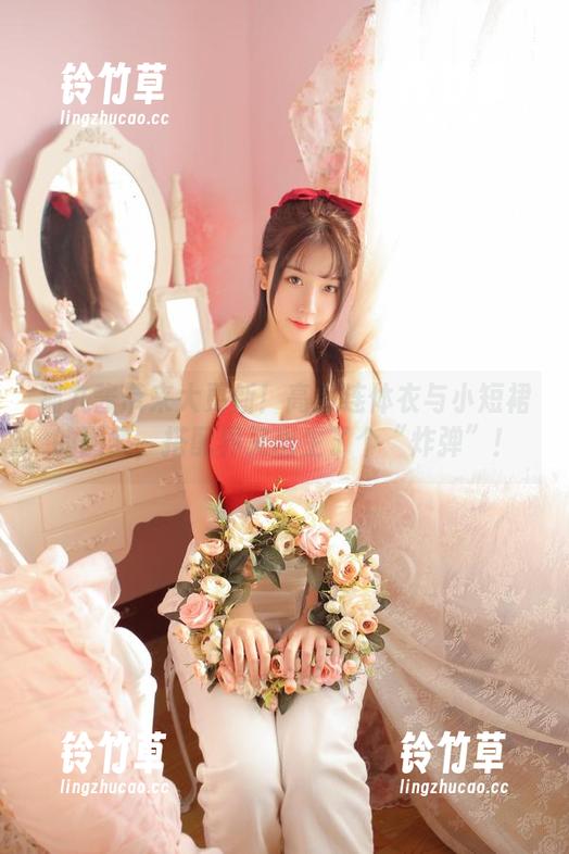 猫九酱 猫九酱带来大更新!高叉连体衣与小短裙的图集,搭配界又出生了个“炸弹”!