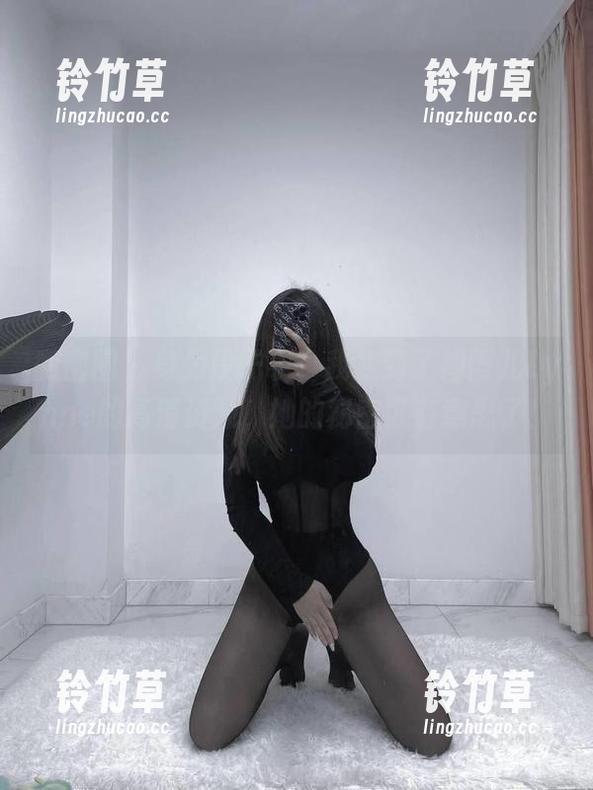 微密圈 - 身为段子手，我找到了禅雨儿Lynne的高清资源，她的秘密可有意思了！