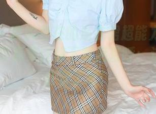 秀人网 – 真实存在的连衣裙超能力：晓梦may的写真集让你下载后直呼：这裙子太会穿了吧！
