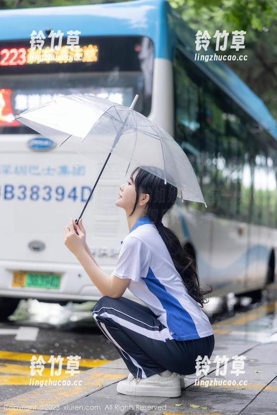 秀人网-李丽莎 秀人网 - 李丽莎和她的姐姐们:每一帧《作品集》都值得乐分享!