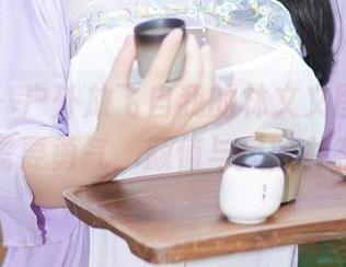秀人网 – 户外放飞自我的林文文图库，下载需要勇气，颜值与风险并存。