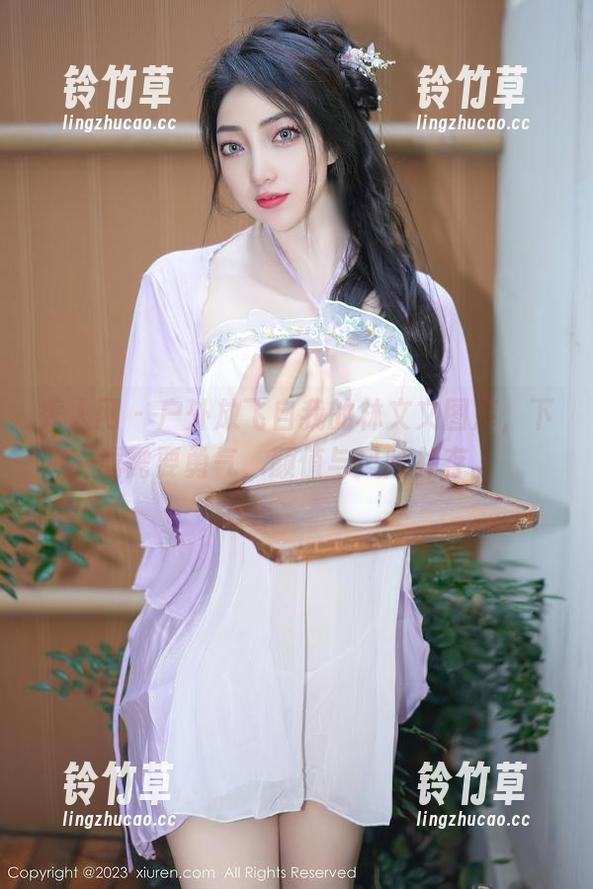 秀人网-林文文 秀人网 - 户外放飞自我的林文文图库,下载需要勇气,颜值与风险并存。