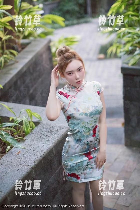 秀人网 - 突然感觉，筱慧icon的“姐姐”套图是我这一周的小确幸，您说奇怪不奇怪？
