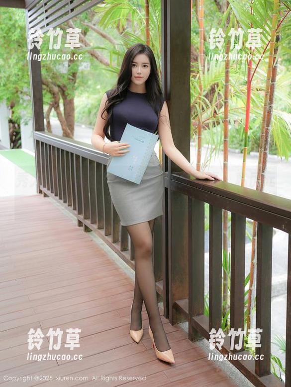 秀人网-葛征Model 秀人网 - 葛征Model的修女写真,私房元素让人心生遐想