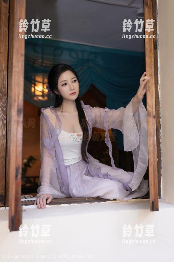 秀人网-金小依 秀人网 - 金小依的灰丝写真集:分享我与丝带的终极对话