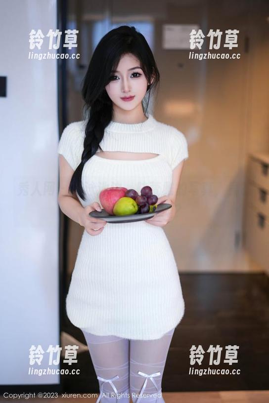 秀人网 - 在泳池边，陆萱雅的写真，竟然比喝饮料还解渴？