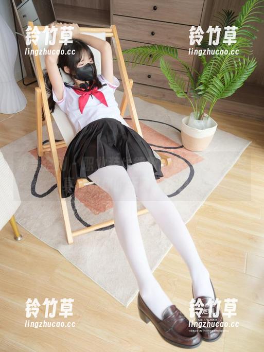 紧急企划-林书辞 紧急企划 - 职业装也能撩?林书辞最新写真拯救你的无聊工作日!