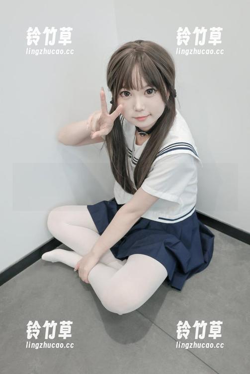 紧急企划带来棕丝JK裙美图，连我自己都想模仿穿上试试