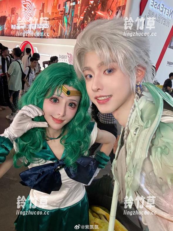 紫氯氯 紫氯氯的私房怎么总是那么低调?莱莎琳·斯托特却把真实展现得淋漓尽致。