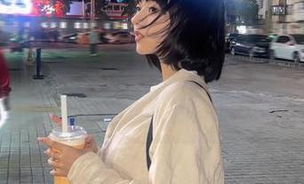 不科学的高清，舞小喵海边cos，你能找到最“有氛围”的地方吗？