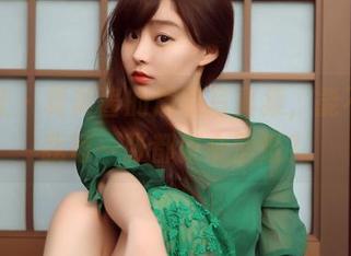 菠萝社 – 夏美酱的居家写真集，能不能让我每一张都做个壁纸？