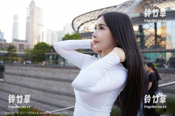 蜜桃社-伊琳 蜜桃社 - 伊琳的私拍浴室探险——套图里藏着不为人知的小乌龙!