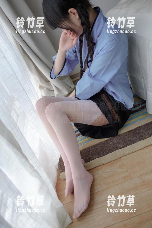 西尔酱 不止是黑丝校服,西尔酱这组作品让我时光回溯,得先喝杯热巧克力