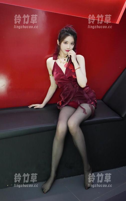 轩子巨二兔 微密圈 - 在线合集,轩子巨二兔向不知火舞致敬,气氛好像就在那里弥漫着呢。