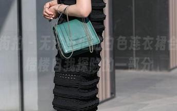 魔镜街拍 – 无法抗拒的白色连衣裙合集，楼楼自我探险的一部分