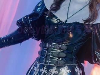 听说鹿八岁baby的新婚纱写真里藏着很多小心思！